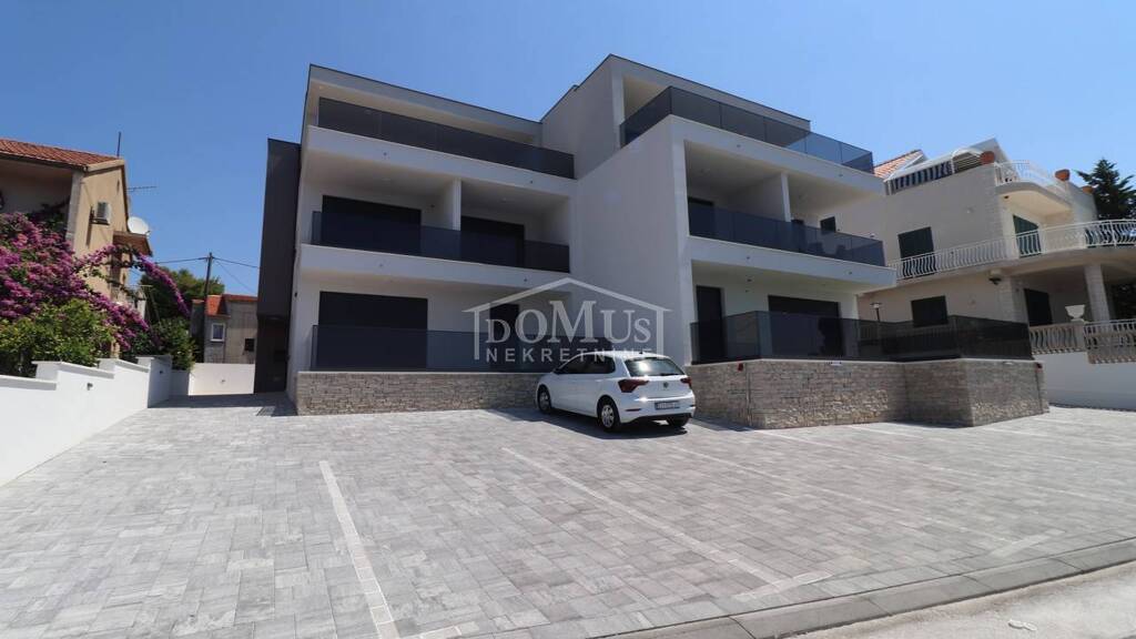 Wohnung zum Kauf 375.000 € 3 Zimmer Sibenik - Okolica 22000