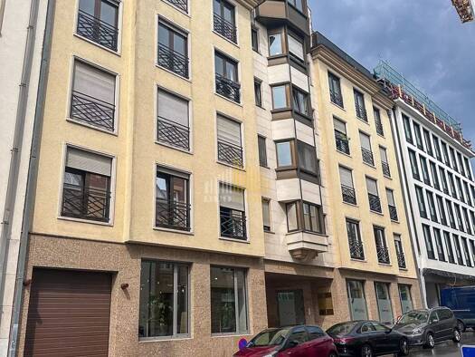 Bürofläche zur Miete 3.500 € 8 Zimmer 125 m² Bürofläche Luxembourg 1637