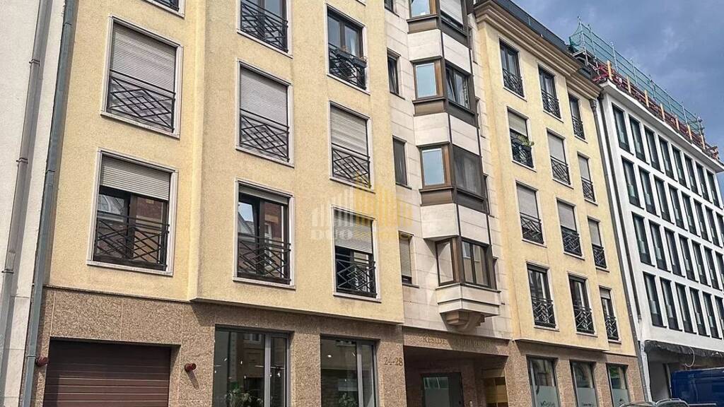 Bürofläche zur Miete 3.500 € 8 Zimmer 125 m² Bürofläche Luxembourg 1637