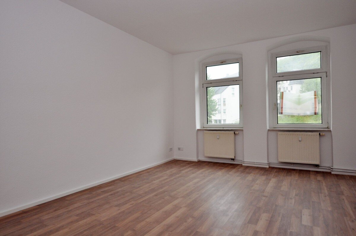 Wohnung zur Miete 340 € 3 Zimmer 66 m²<br/>Wohnfläche 1.<br/>Geschoss Schneeberger Straße 56 Aue 08280