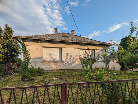 Einfamilienhaus zum Kauf 102.000 € 2 Zimmer 65 m² 2.126 m² Grundstück Marcali 8700