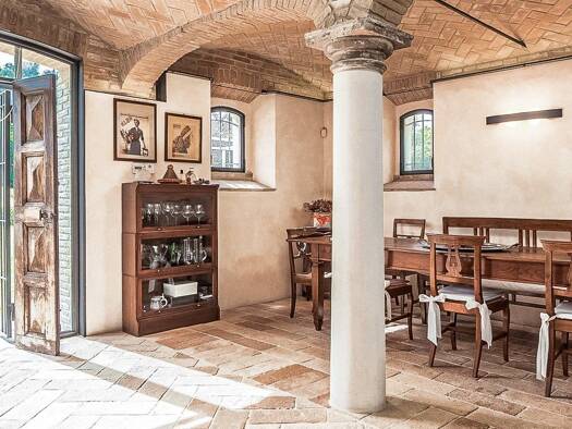 Haus zum Kauf 1.970.000 € 750 m² 7.750 m² Grundstück Quattro Castella 42020