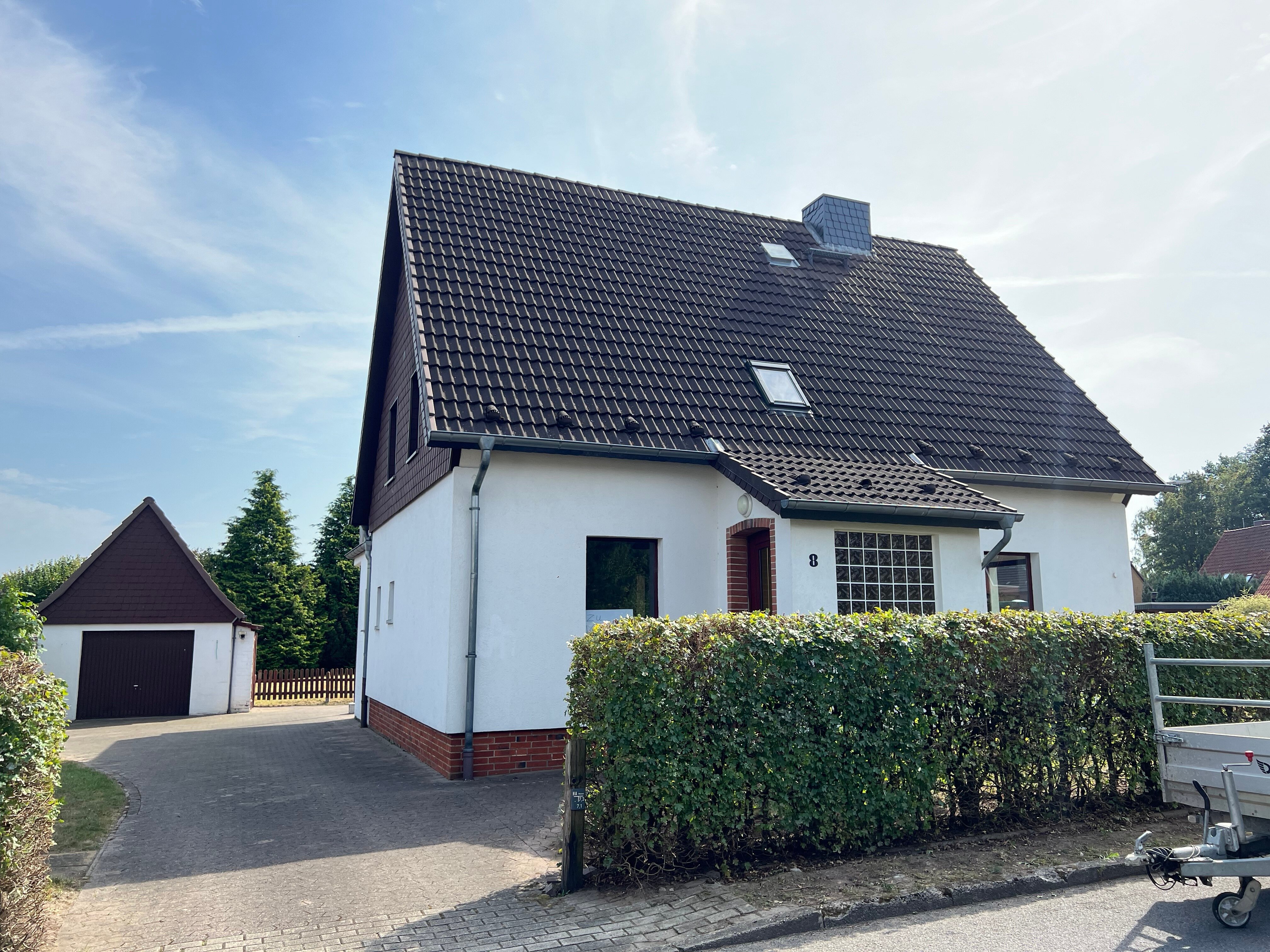 Einfamilienhaus zum Kauf provisionsfrei 249.000 € 7 Zimmer 143,6 m²<br/>Wohnfläche 962 m²<br/>Grundstück ab sofort<br/>Verfügbarkeit Kleiner Kamp 8 Munster Munster 29633