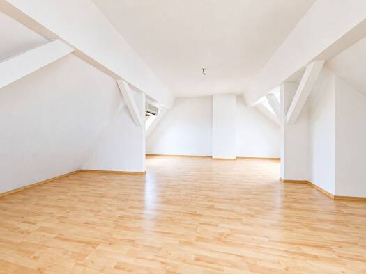 Wohnung zum Kauf 190.000 € 3 Zimmer 88 m² 4. Geschoss frei ab sofort Steinbühl Nürnberg 90459