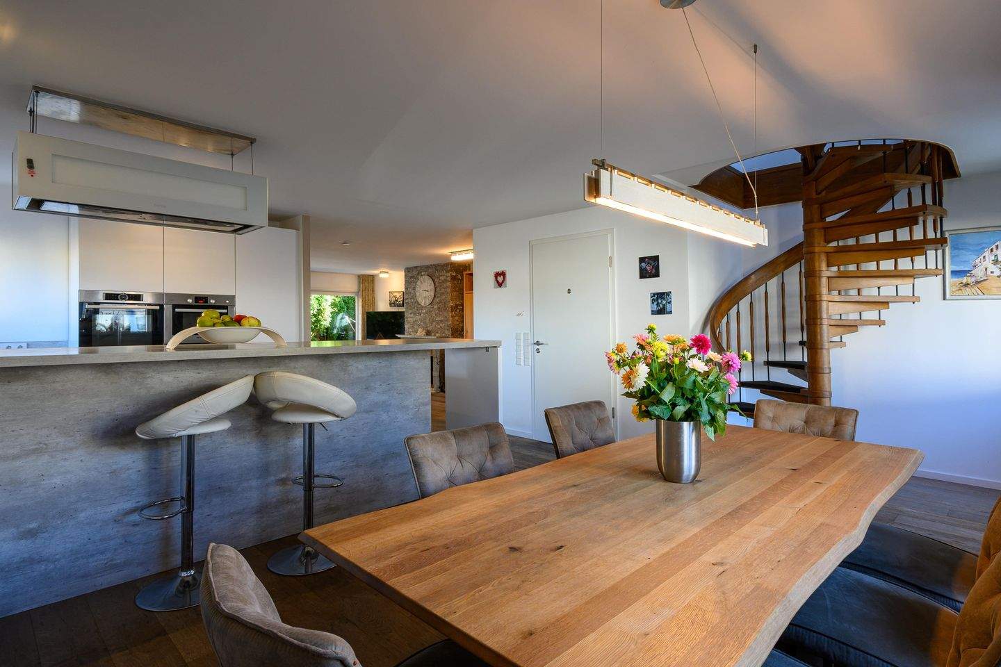 Immobilie in Ditzingen - Sensationelle Kapitalanlage mit 4-5 großen Wohnungen - Bild 3