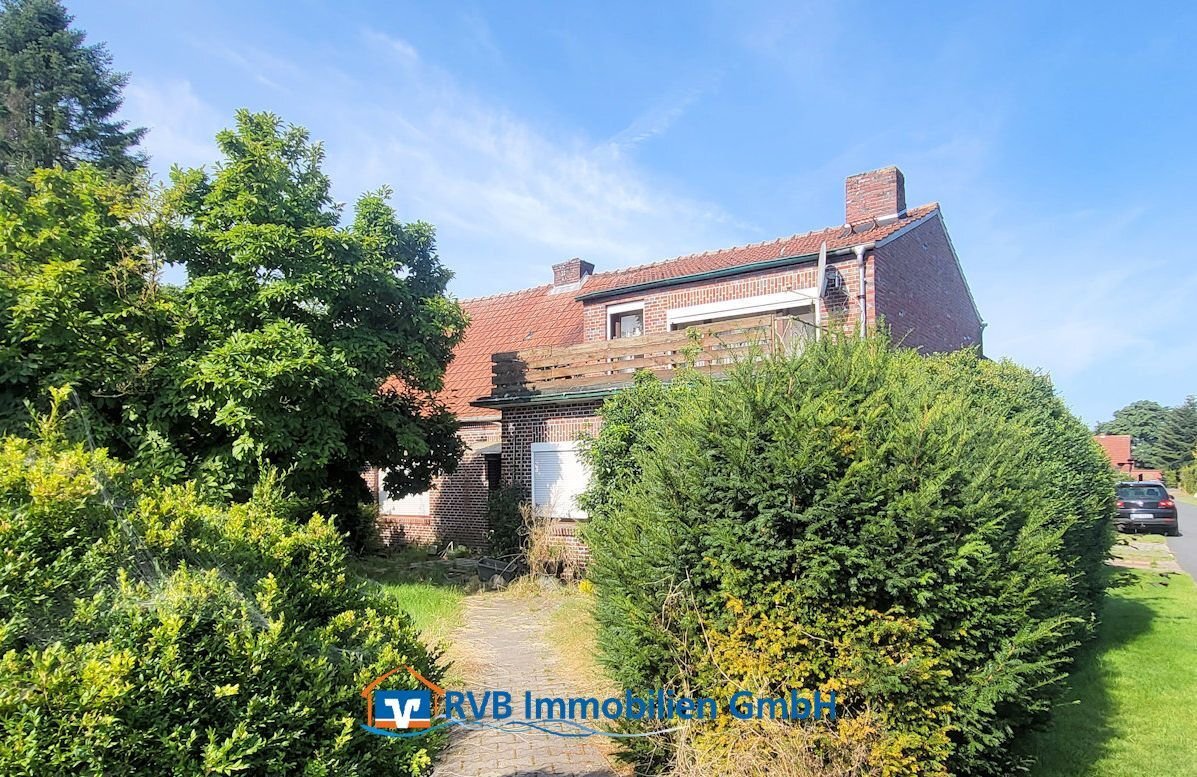 Einfamilienhaus zum Kauf 89.000 € 4 Zimmer 120 m²<br/>Wohnfläche 1.647 m²<br/>Grundstück Selverde Uplengen 26670