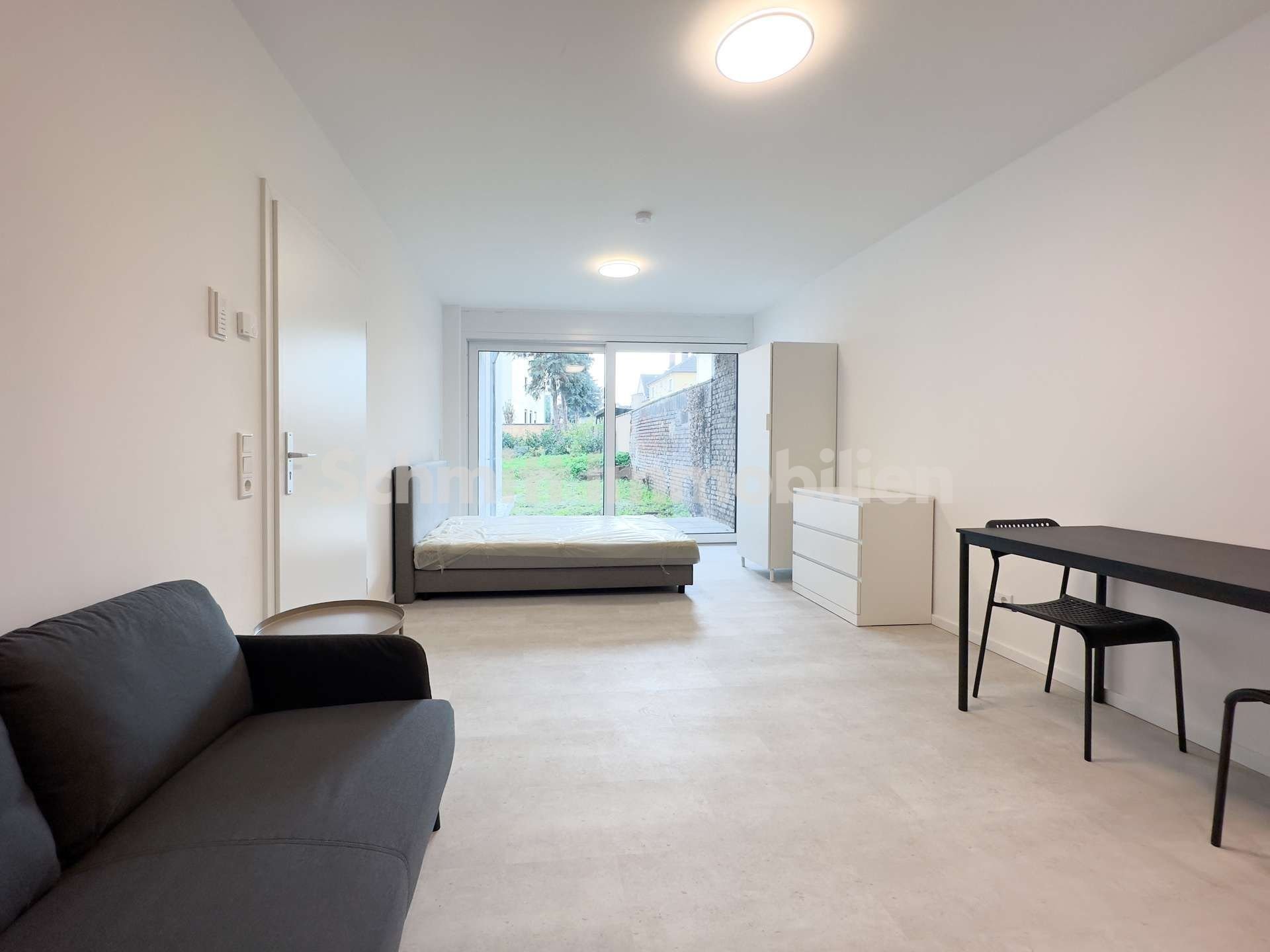 Terrassenwohnung zur Miete 750 € 1 Zimmer 33 m²<br/>Wohnfläche EG<br/>Geschoss 01.10.2024<br/>Verfügbarkeit Griesheim Frankfurt am Main 65933