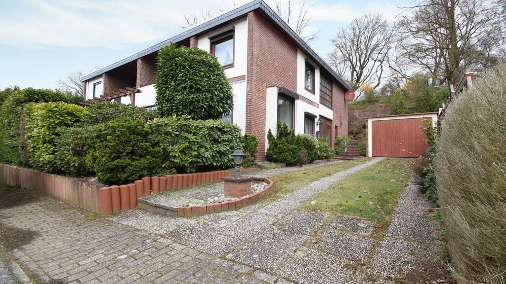 Doppelhaushälfte zum Kauf 209.000 € 4 Zimmer 132 m² 356 m² Grundstück Barrien Syke 28857