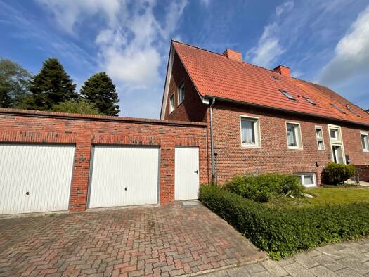 Doppelhaushälfte zum Kauf 169.000 € 6 Zimmer 120 m² 766 m² Grundstück Herrentor Emden 26725