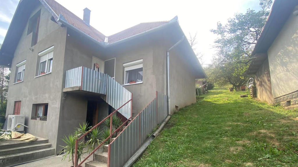 Haus zum Kauf 99.900 € 3 Zimmer 110 m² 4.721 m² Grundstück Zalaszenzgrot