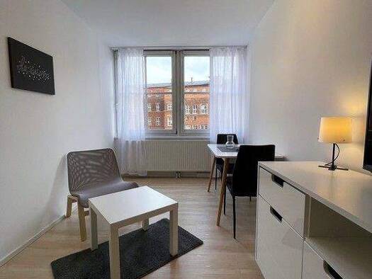 WG-Zimmer zur Miete Wohnen auf Zeit 555 € 30 m² 2. Geschoss frei ab 01.02.2026 Lorenz Nürnberg 90402