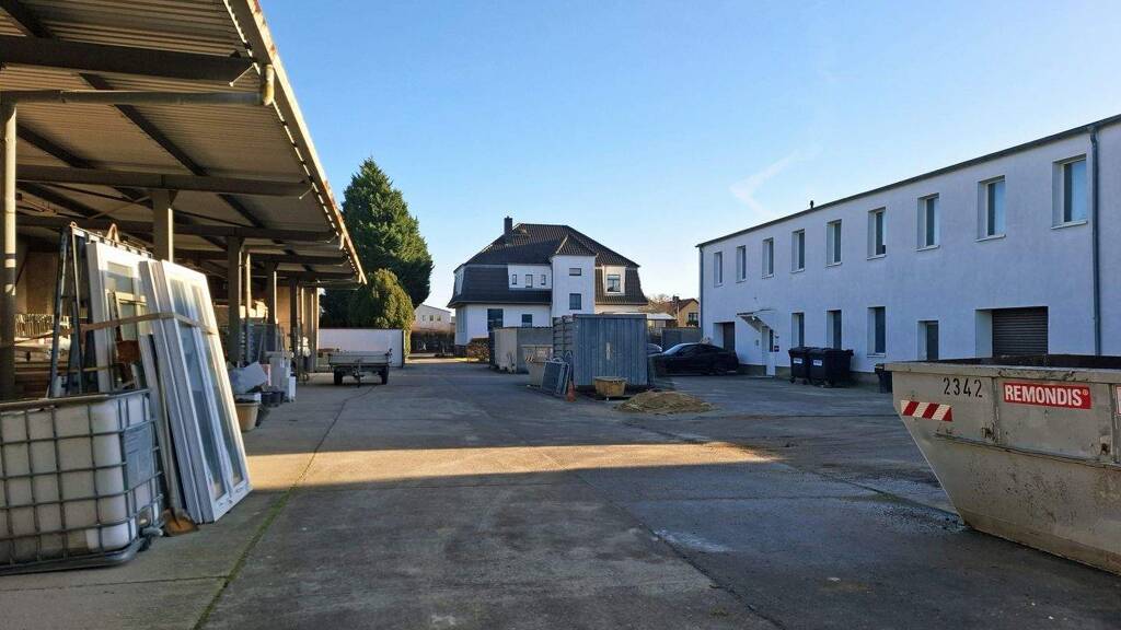 Sonstiges zum Kauf 550.000 € 231 m² 3.070 m² Grundstück Neugröba Riesa 01587