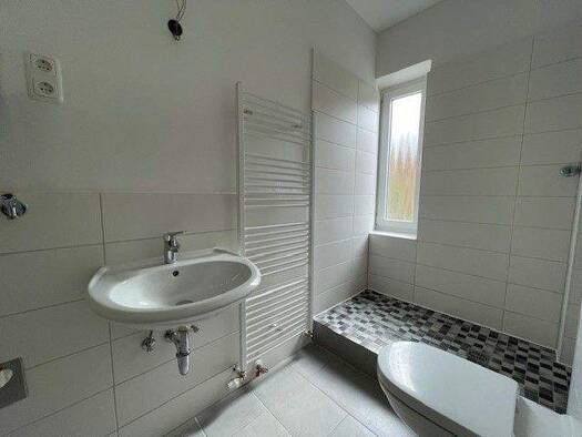 Wohnung zur Miete 329 € 2 Zimmer 50 m² 1. Geschoss Salzastraße 21 Fedderwardergroden Wilhelmshaven 26388