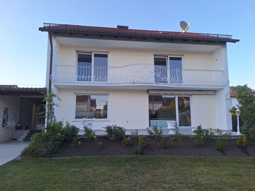 Einfamilienhaus zur Miete 1.590 € 5 Zimmer 161 m² 655 m² Grundstück frei ab 01.04.2026 Baar Baar-Ebenhausen 85107