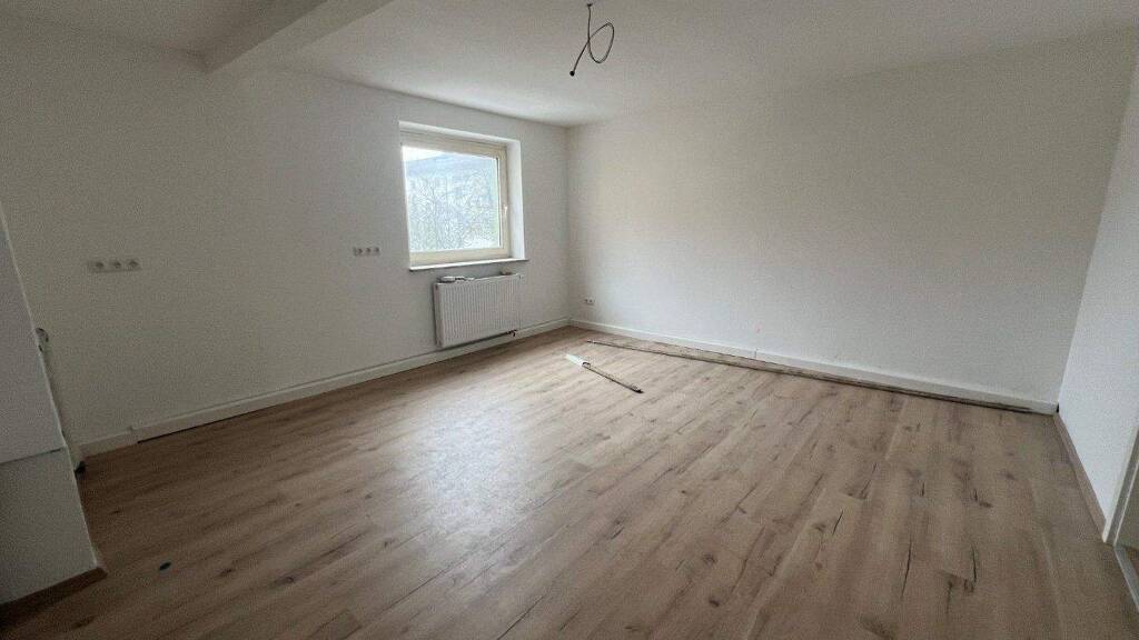 Wohnung zur Miete 535 € 4 Zimmer 62 m² 1. Geschoss Innenstadt Hof 95028