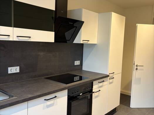 WG-Zimmer zur Miete 690 € 2 Zimmer 51 m² Geschoss 2/3 frei ab 01.05.2026 Gibitzenhof Nürnberg 90443