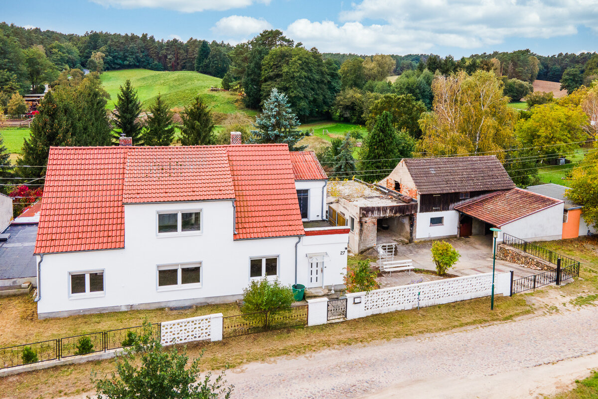 Einfamilienhaus zum Kauf 199.500 € 8 Zimmer 239,9 m²<br/>Wohnfläche 4.240 m²<br/>Grundstück Neuzelle Neuzelle 15898