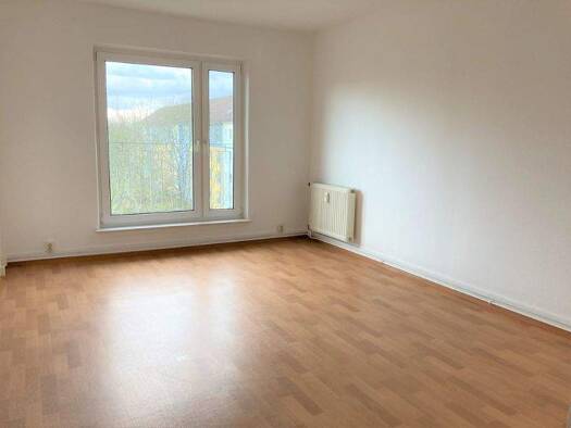 Wohnung zur Miete 255 € 3 Zimmer 59,2 m² 4. Geschoss L.-Fürnberg-Str. 3 Senftenberg 01968