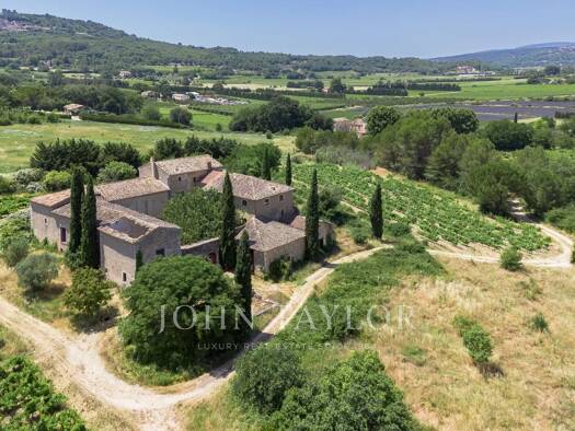 Einfamilienhaus zum Kauf 3.600.000 € 1.044 m² 75.357 m² Grundstück Bonnieux 84480