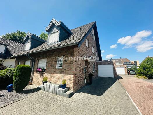 Einfamilienhaus zum Kauf 389.000 € 4 Zimmer 110 m² 230 m² Grundstück Holt Mönchengladbach 41069