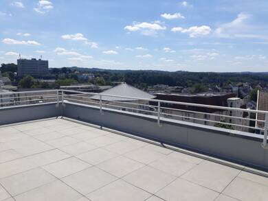 Wohnung zum Kauf 295.000 € 4 Zimmer 117 m² Dachgeschoss, 3. Geschoss frei ab sofort Innenstadt / Staberg / Knapp Lüdenscheid 58507