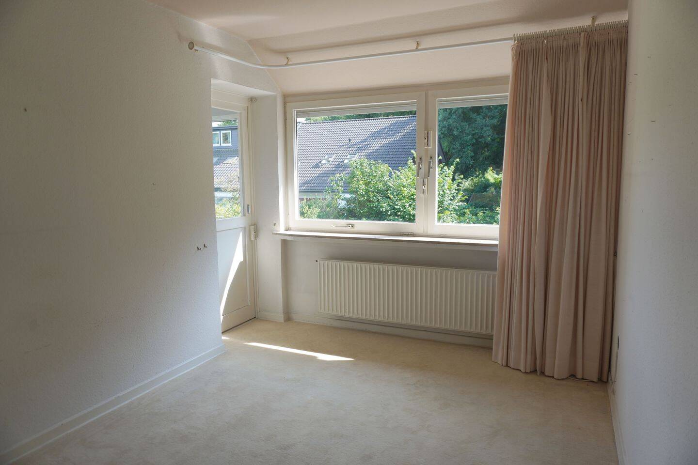 Property thumbnail 12