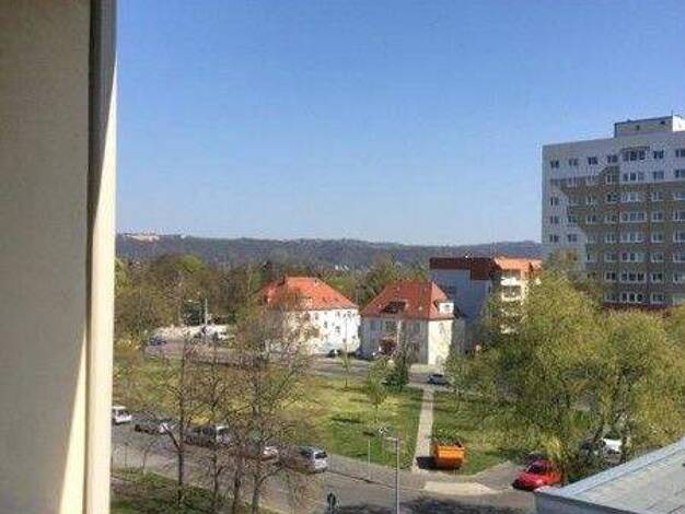 Wohnung zur Miete 498 € 4 Zimmer 65 m² 4. Geschoss frei ab 30.01.2026 Mühlsdorfer Weg 1 Leuben Dresden 01257