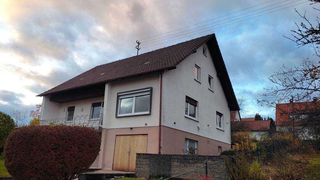 Einfamilienhaus zur Miete 850 € 7 Zimmer 120 m² 590 m² Grundstück frei ab 01.05.2026 Meßstetten 72469