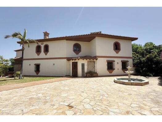Chalet zum Kauf 1.790.000 € 6 Zimmer 493 m² 1.055 m² Grundstück Benalmádena 29630