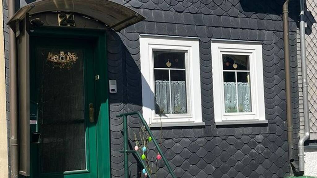 Haus zum Kauf 59.000 € 70 m² 195 m² Grundstück frei ab sofort Oberweißbach Oberweißbach/Thüringer Wald 98744