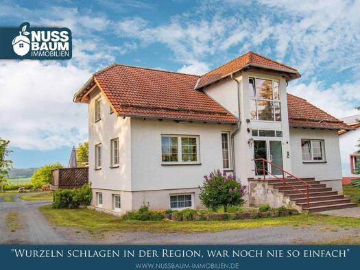 Haus zum Kauf 465.000 € 7 Zimmer 277 m² 2.500 m² Grundstück Im Weinberg 11 Nimritz 07318