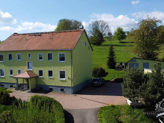 Haus zum Kauf 297.000 € 12 Zimmer 240 m² 1.900 m² Grundstück Börnchen Glashütte 01768