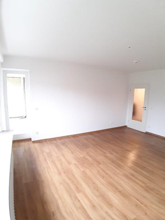 Wohnung zur Miete 450 € 2 Zimmer 59,8 m²<br/>Wohnfläche 1.<br/>Geschoss 16.02.2025<br/>Verfügbarkeit Dahlienstr. 35 Wanheim - Angerhausen Duisburg 47249