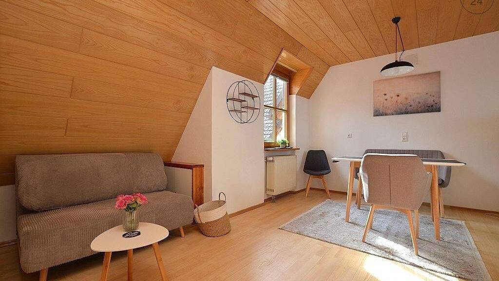 Wohnung zur Miete 795 € 2 Zimmer 45 m² 2. Geschoss frei ab sofort Prichsenstadt 97357