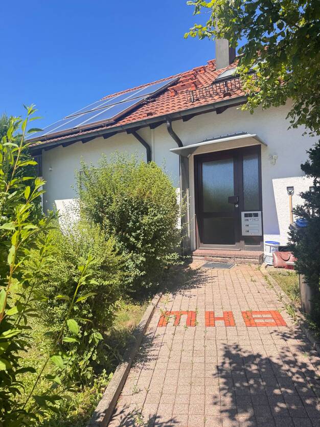 Mehrfamilienhaus zum Kauf 460.000 € 8 Zimmer 173 m² 466 m² Grundstück Undingen Sonnenbühl 72820