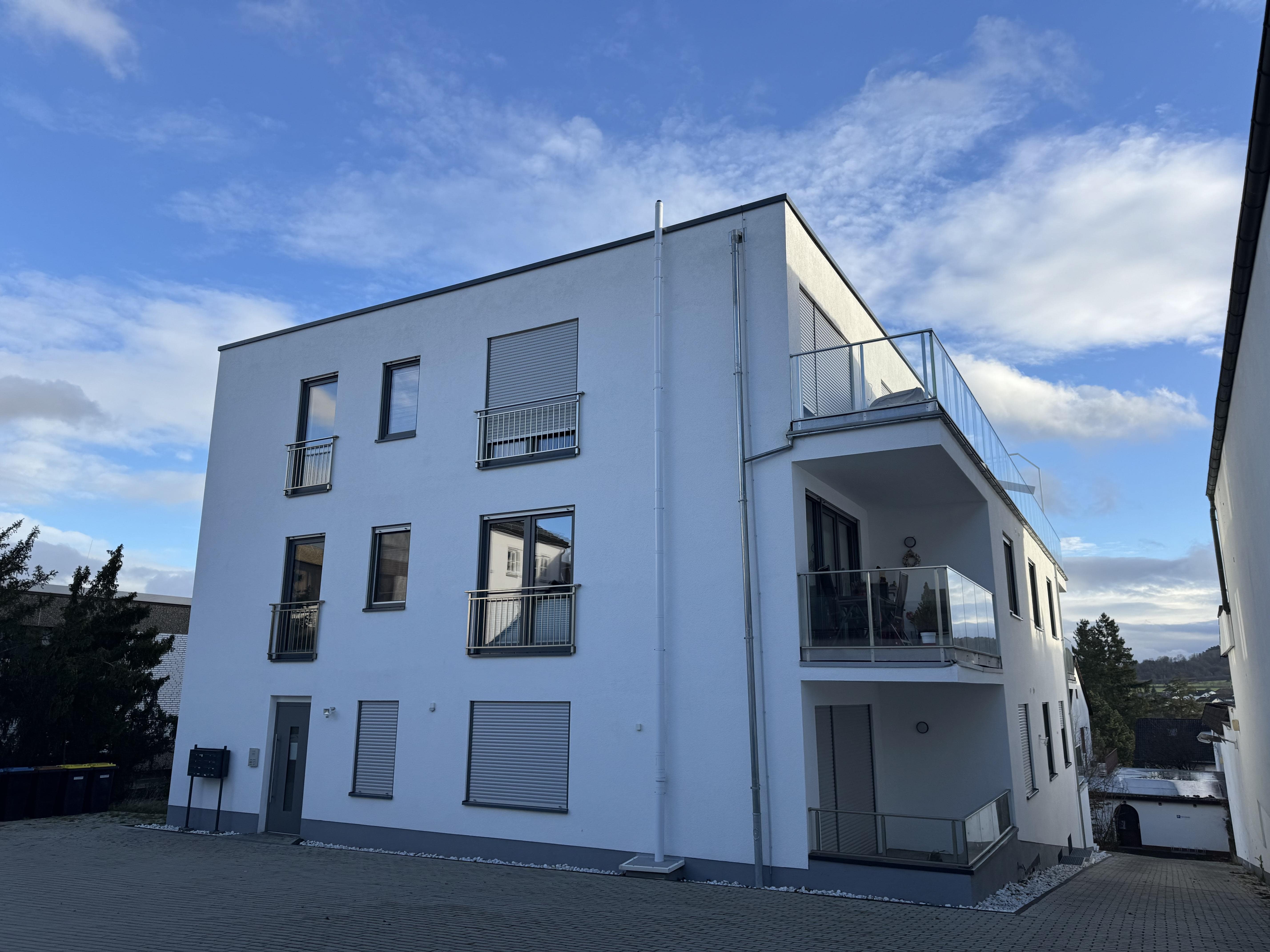 Wohnung zur Miete 990 € 3 Zimmer 95 m²<br/>Wohnfläche 01.01.2025<br/>Verfügbarkeit Bad Wildungen Bad Wildungen 34537