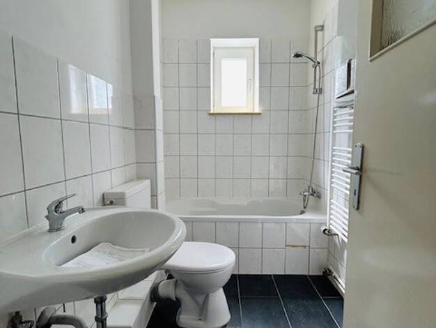 Wohnung zur Miete 409 € 2 Zimmer 60,2 m² 1. Geschoss Dirschauer Straße 1 Fedderwardergroden Wilhelmshaven 26388