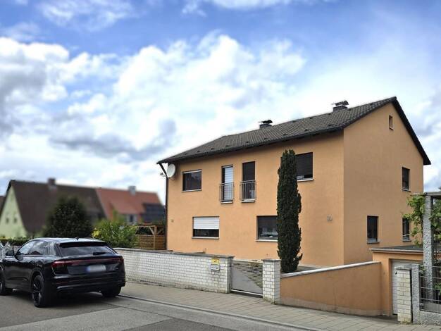 Doppelhaushälfte zum Kauf provisionsfrei 579.000 € 8 Zimmer 170,8 m² 739 m² Grundstück Neumarkt Neumarkt in der Oberpfalz 92318