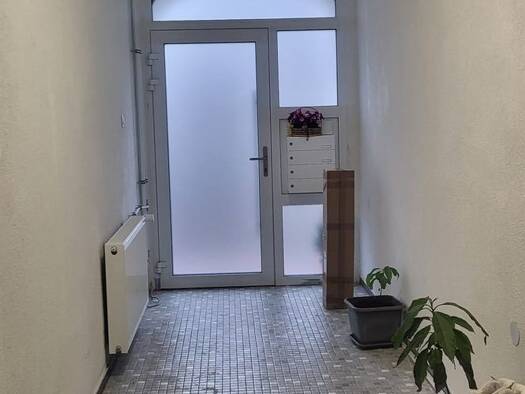 Maisonette zur Miete 900 € 5,5 Zimmer 100 m² Geschoss -1/3 frei ab sofort Jestetten 79798