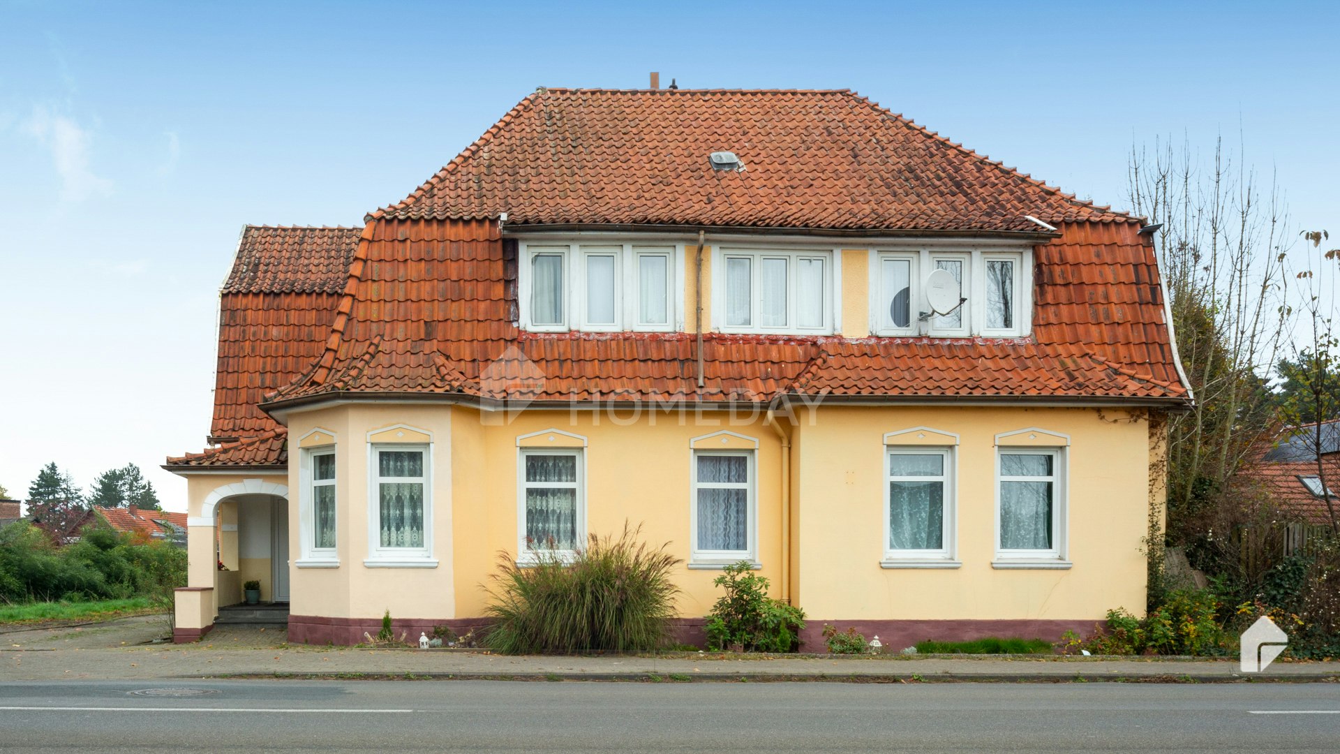 Mehrfamilienhaus zum Kauf 205.000 € 9 Zimmer 269,7 m²<br/>Wohnfläche 4.387 m²<br/>Grundstück Ströhen Wagenfeld 49419