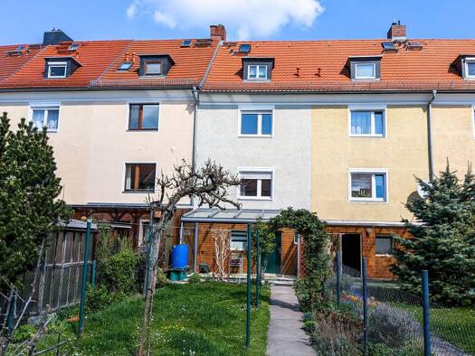 Reihenmittelhaus zum Kauf 98.000 € 4,5 Zimmer 90 m² 220 m² Grundstück frei ab sofort Südstadt Görlitz 02826