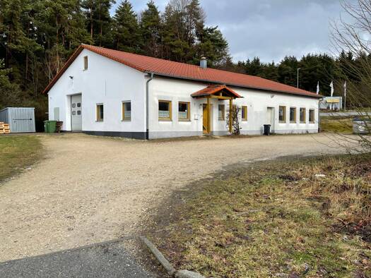 Produktionshalle zur Miete 1.500 € 244,2 m² Lagerfläche Alfeld Alfeld 91236