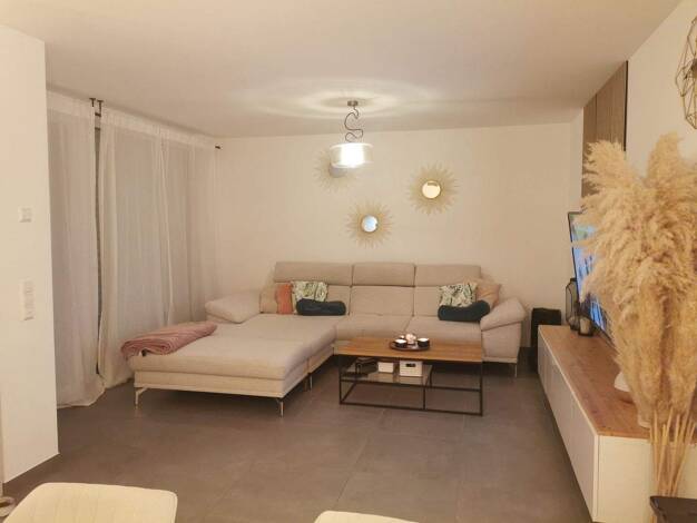 Wohnung zur Miete 1.175 € 3 Zimmer 90 m² EG frei ab 01.01.2026 Jestetten 79798