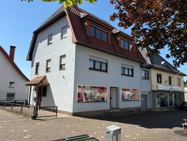 Mehrfamilienhaus zum Kauf provisionsfrei 243.000 € 7 Zimmer 159,1 m² 193 m² Grundstück Briloner Straße 17 Scherfede Warburg 34414
