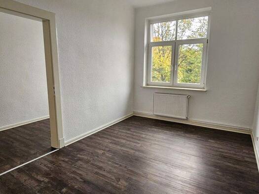 Wohnung zur Miete 585 € 4 Zimmer 78 m² 3. Geschoss frei ab 01.11.2025 Thomas-Müntzer-Straße 46 Mühlhausen Mühlhausen/Thüringen 99974