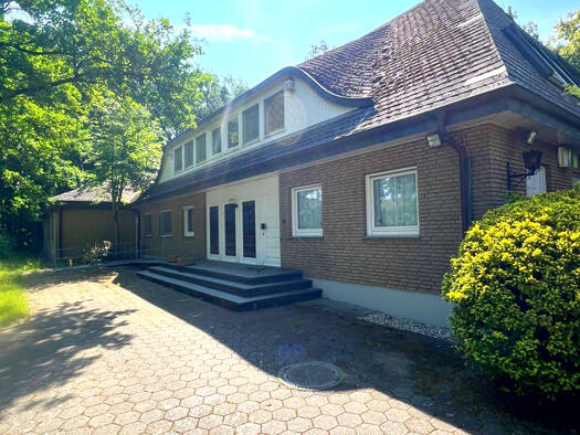 Villa zum Kauf 699.000 € 8 Zimmer 465 m² 4.771 m² Grundstück Ehmen Wolfsburg / Ehmen 38442