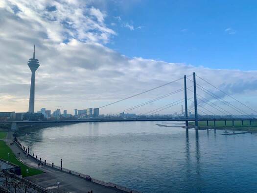 Wohnung zum Kauf 1.490.000 € 3 Zimmer 143 m² frei ab sofort Carlstadt Düsseldorf 40213