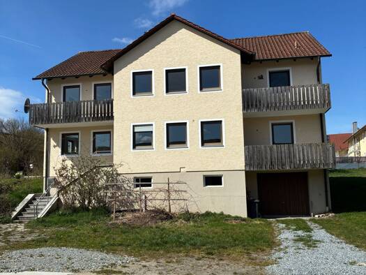 Einfamilienhaus zur Miete 1.500 € 9 Zimmer 200 m² 1.000 m² Grundstück frei ab 04.05.2026 Obergraßlfing Laberweinting 84082