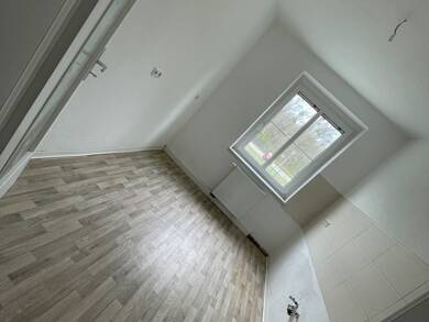 Wohnung zur Miete 450 € 4 Zimmer 75,6 m² EG frei ab sofort Nordstraße 22 Lauta Lauta 02991