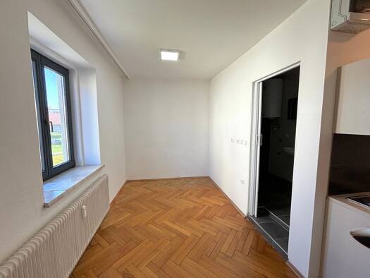 Wohnung zur Miete 299 € 1 Zimmer 21,2 m² 1. Geschoss frei ab 01.11.2026 Zeltweg 8740